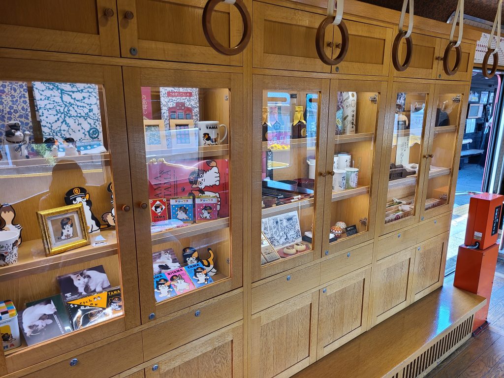 和歌山電鐵　うめぼし電車車内①