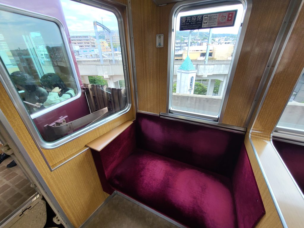 阪急5000系車内