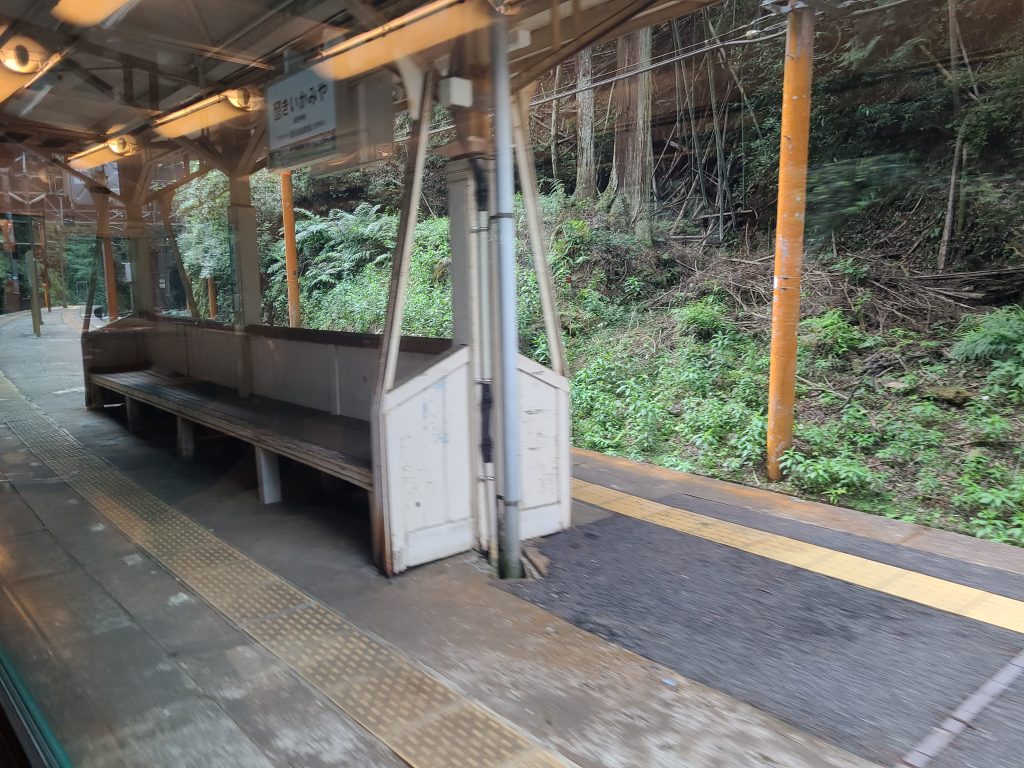 紀伊神谷駅の写真