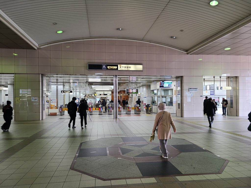 堺筋線天下茶屋駅改札口
