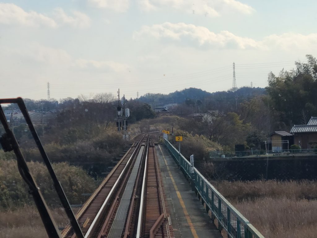 ＪＲ紀勢本線　鈴鹿川を渡る車窓