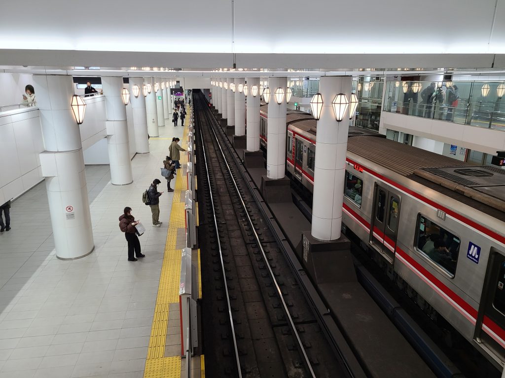 大阪メトロ天王寺駅ホーム