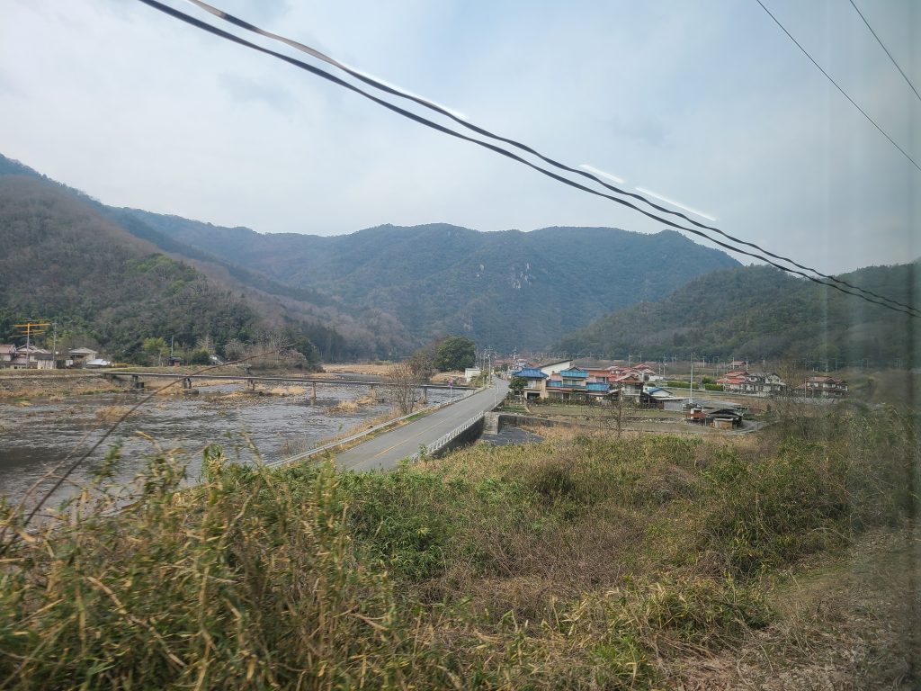 河内駅近辺の車窓