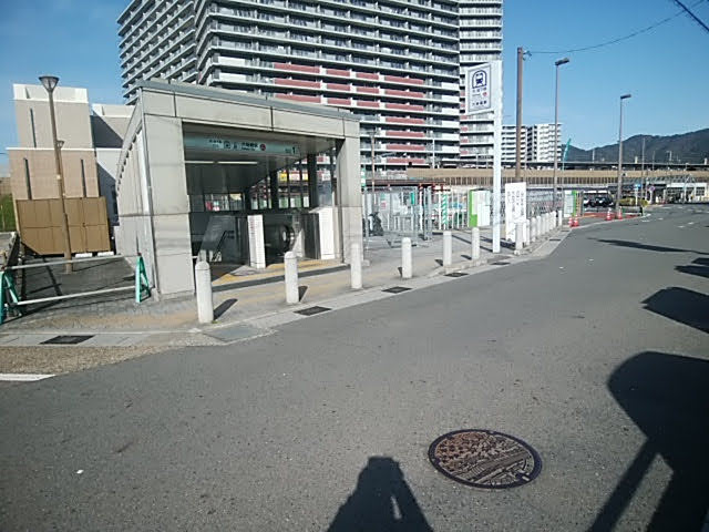 京都市営地下鉄東西線六地蔵駅入口