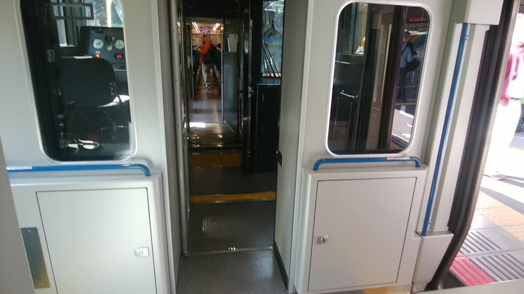 うずしお号貫通路②