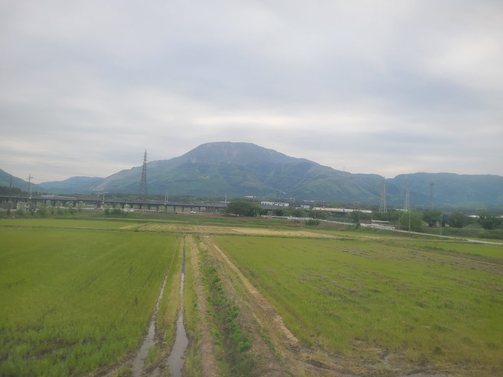 ＪＲ東海道本線近江長岡付近（
伊吹山）車窓