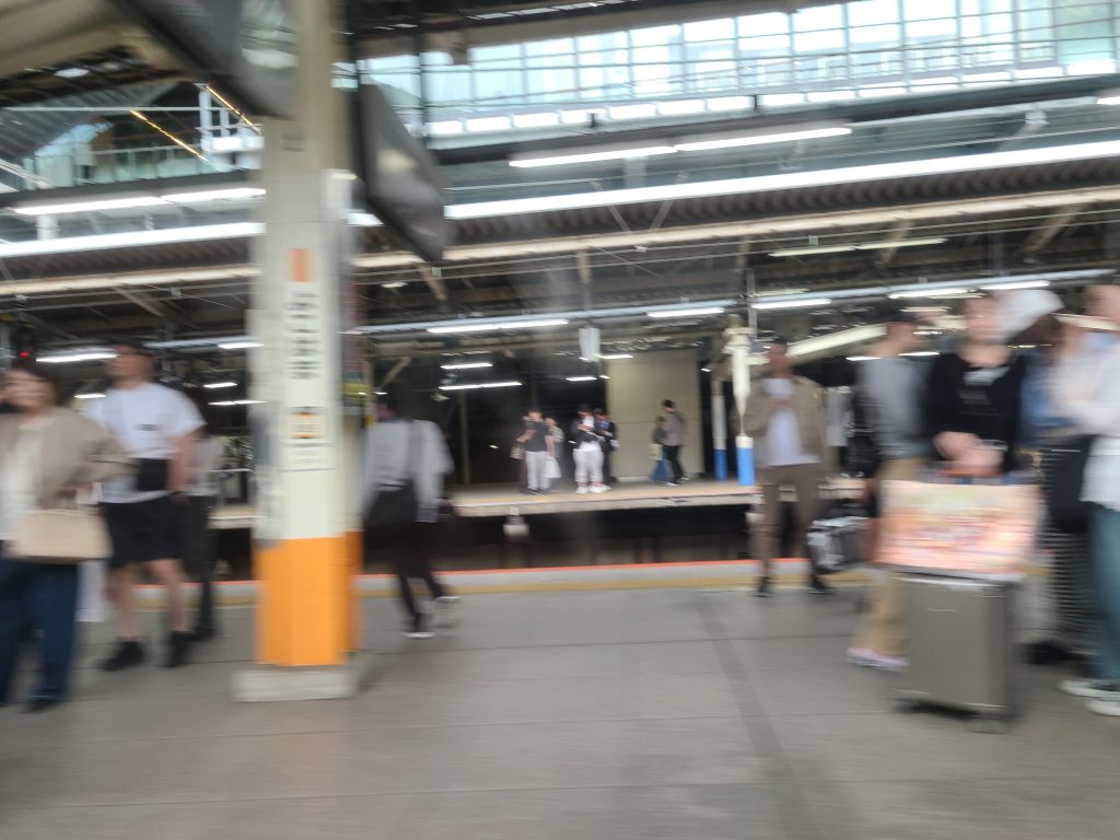 横浜駅のホーム