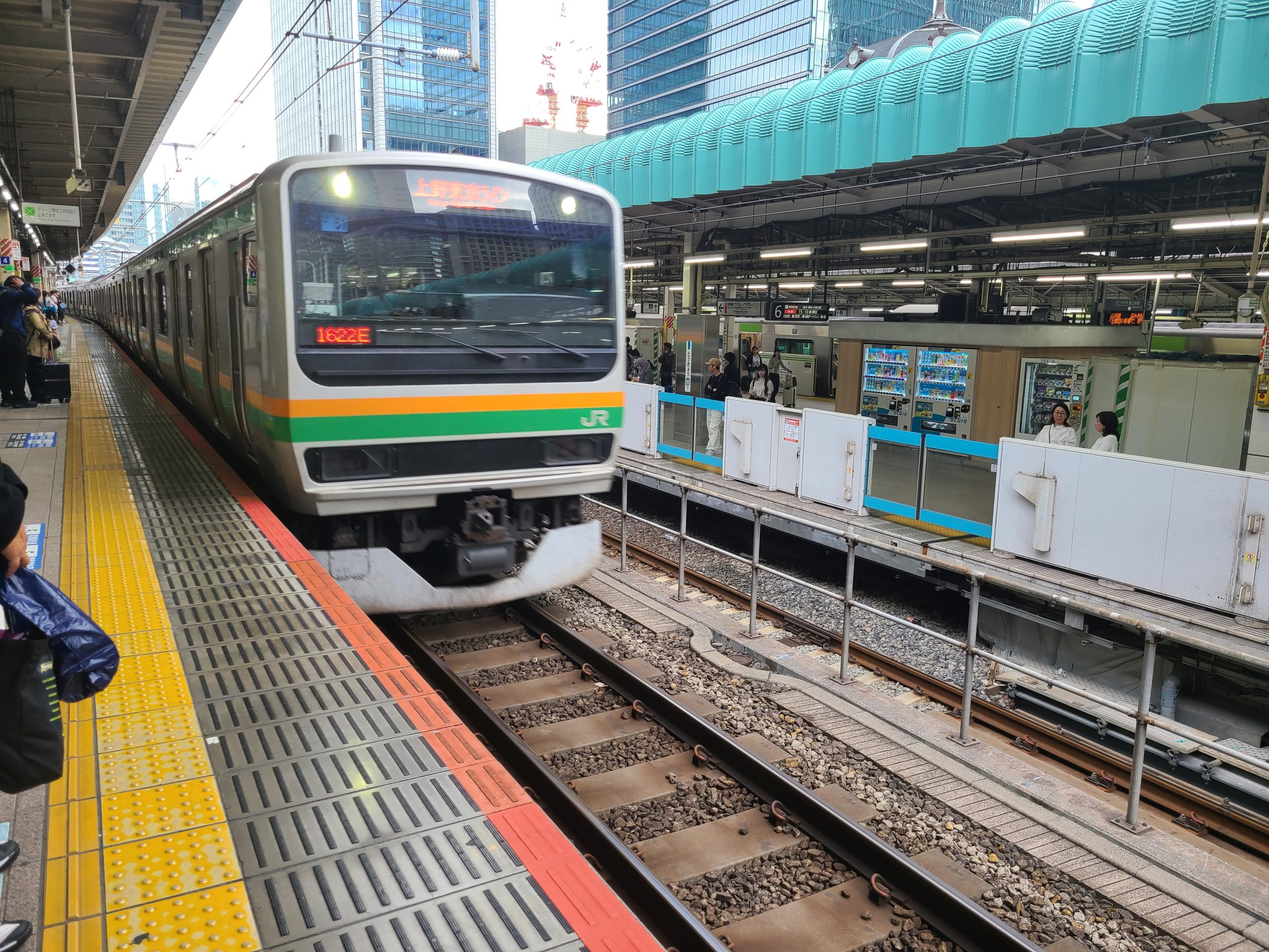 東京駅に到着する宇都宮ゆき