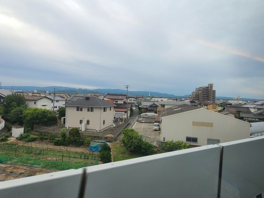 JR阪和線東岸和田付近車窓