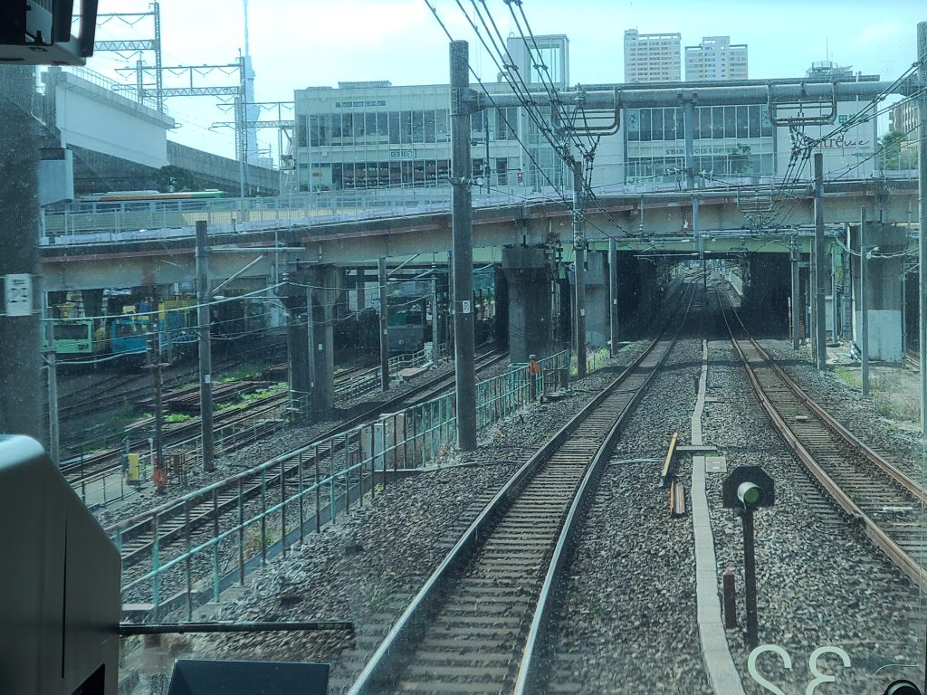 山手線田端駅構内