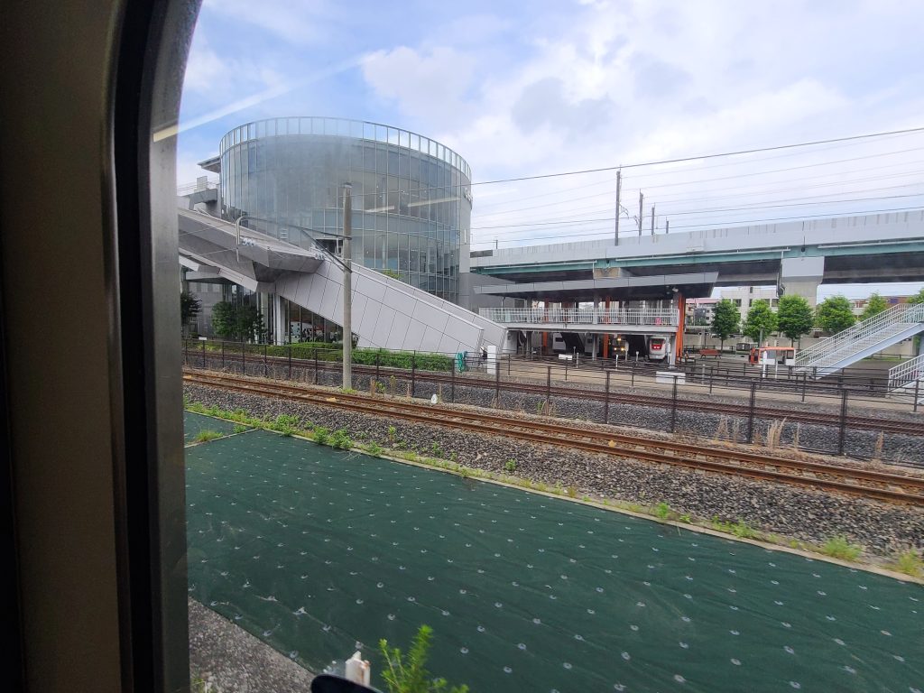 川越線　大宮ー日進間にみえる鉄道博物館