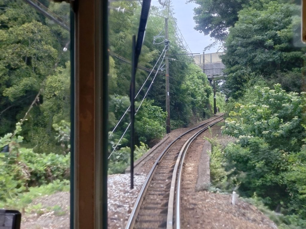 三岐鉄道北勢線　楚原ー麻生田間の車窓（ねじり橋）