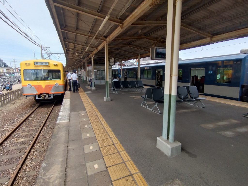 三岐鉄道三岐線近鉄富田駅ホーム