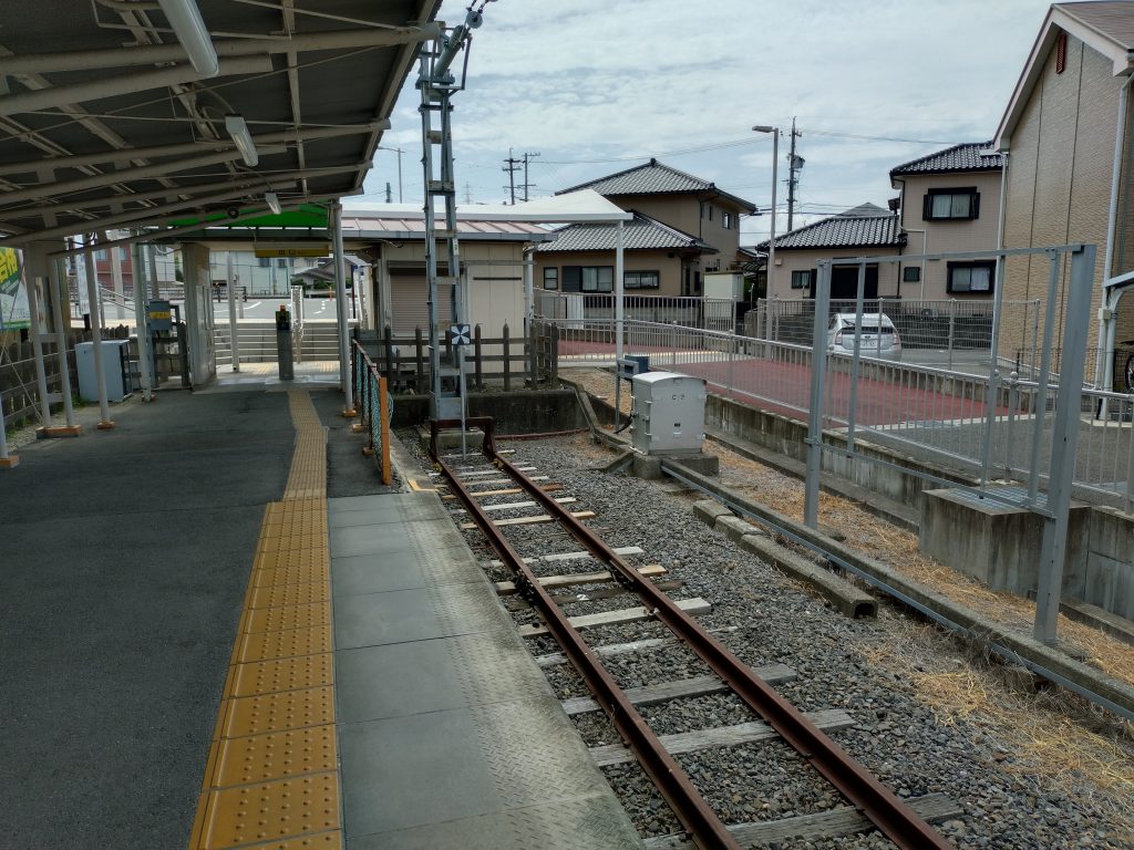 四日市あすなろう鉄道西日野駅車止め