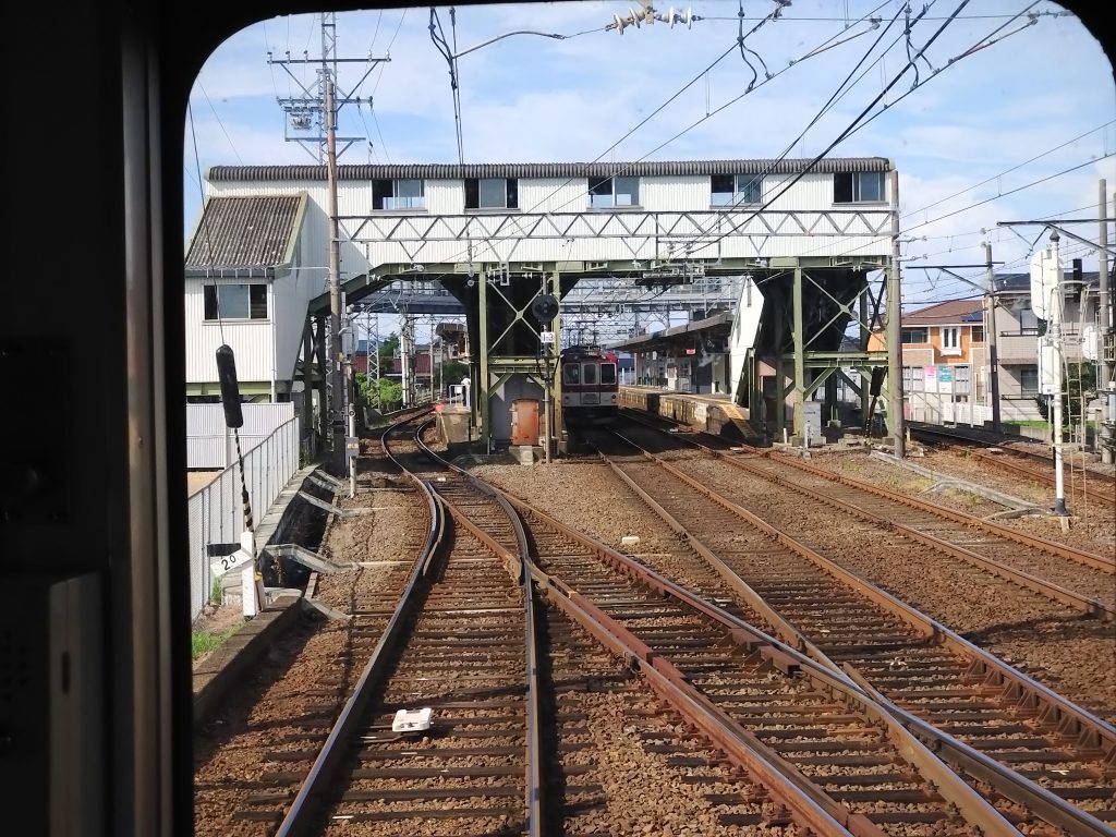 近鉄鈴鹿線伊勢若松駅構内