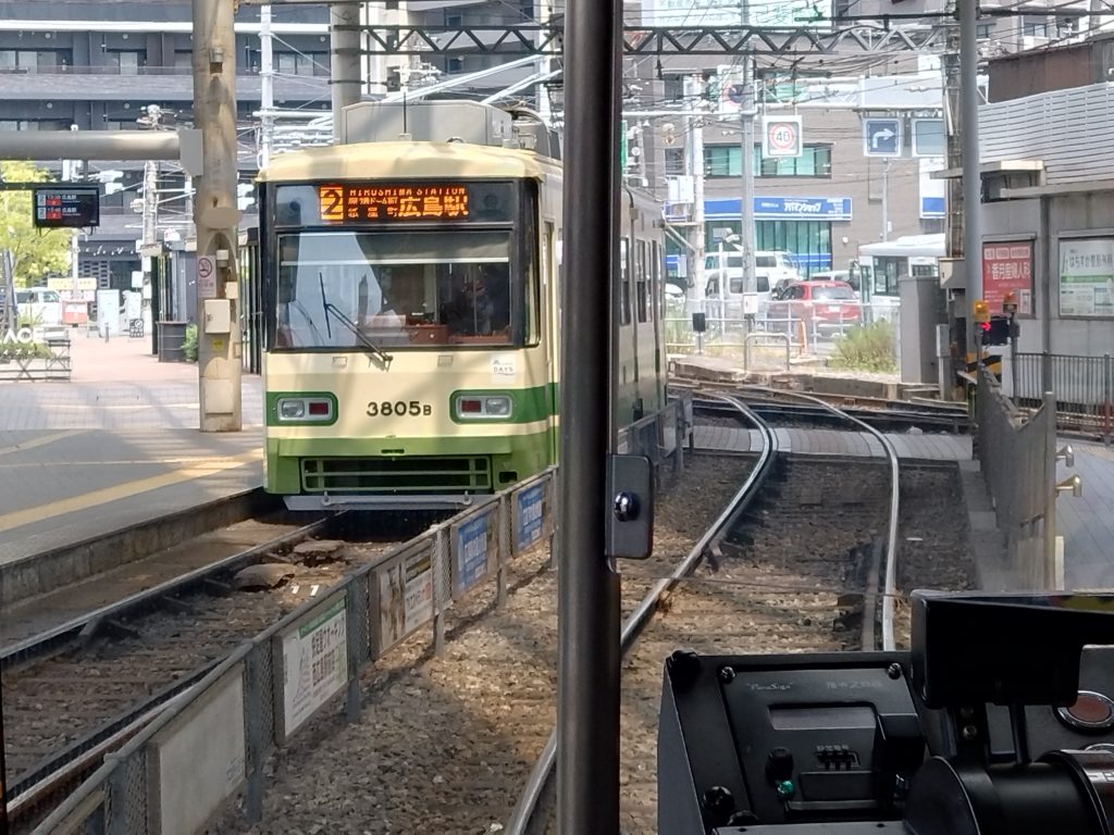 広島電鉄西広島駅車窓