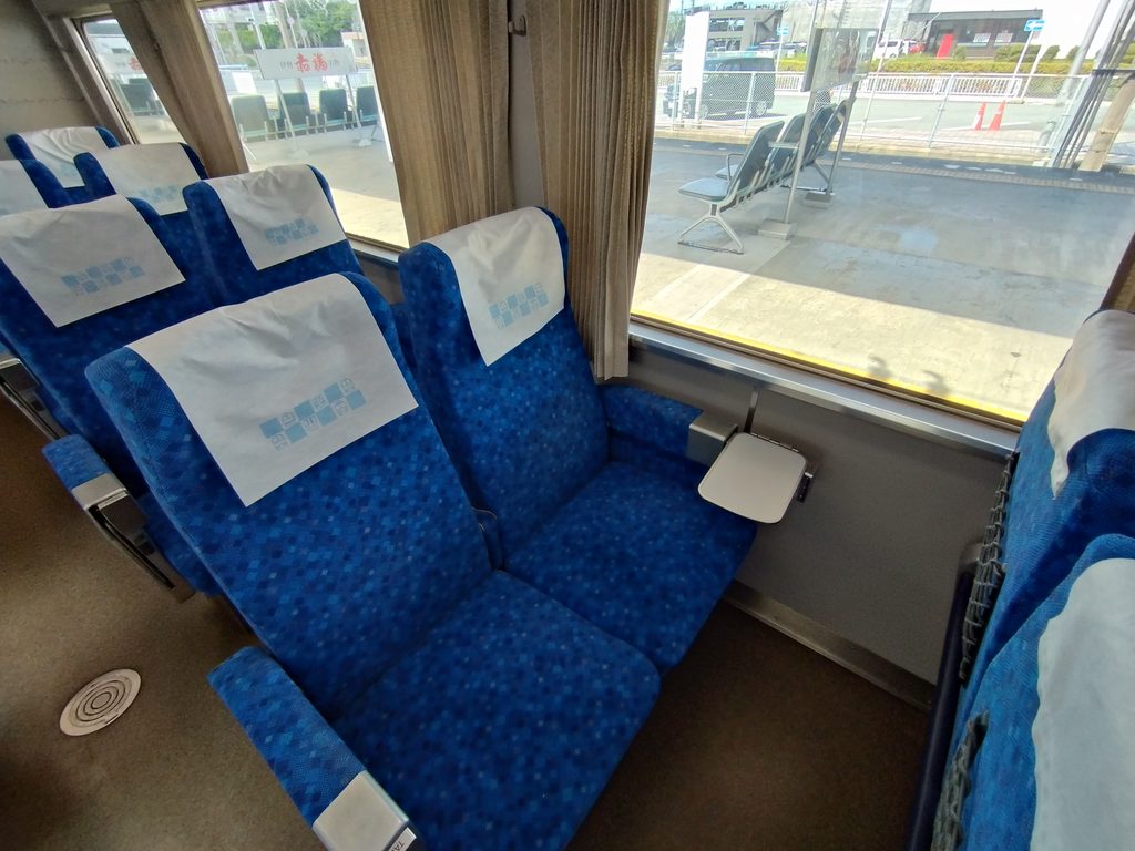 近鉄特急賢島ゆき車内座席