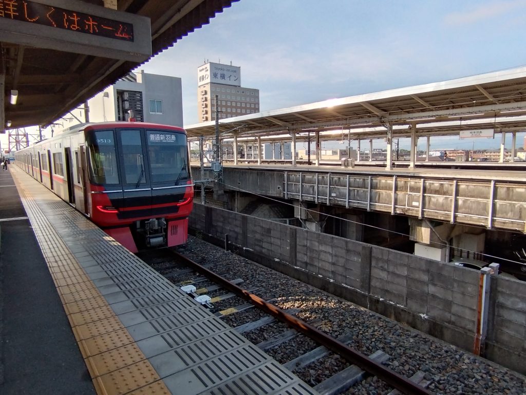 新羽島駅に停車する笠松ゆき