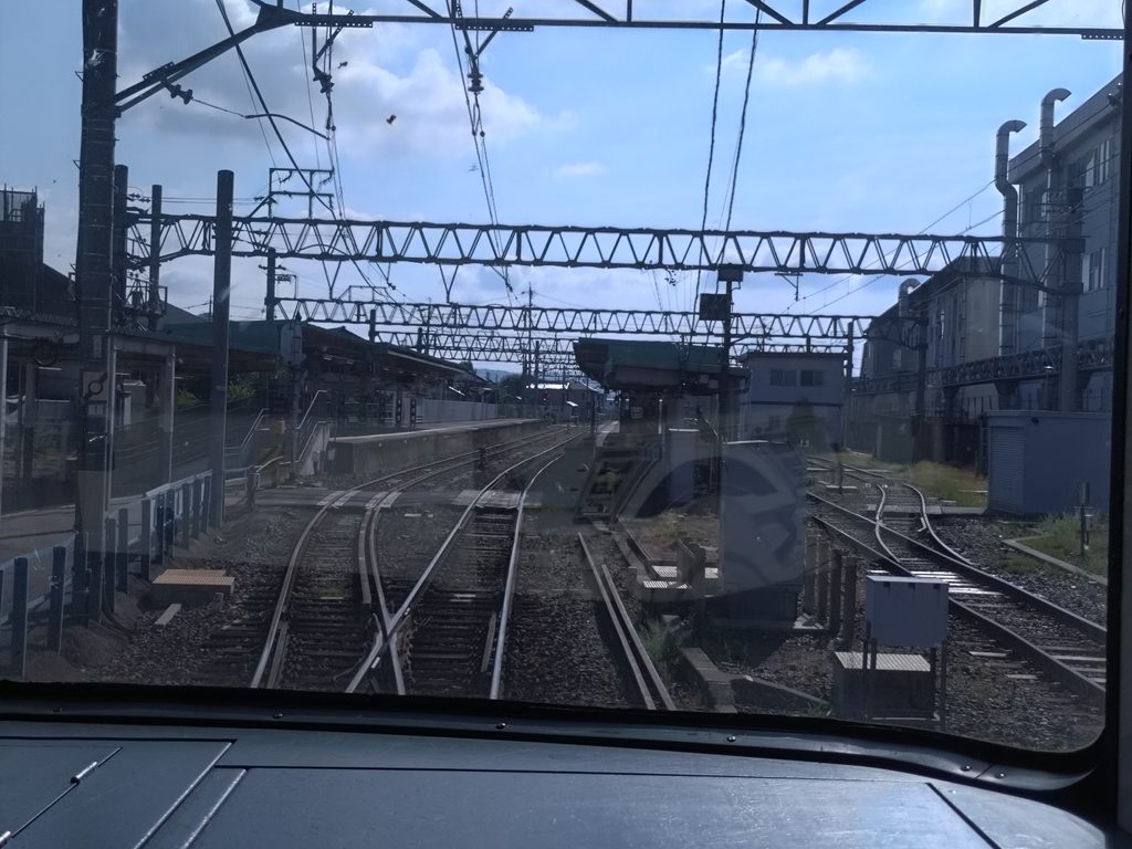 名鉄各務原線三柿野駅構内
