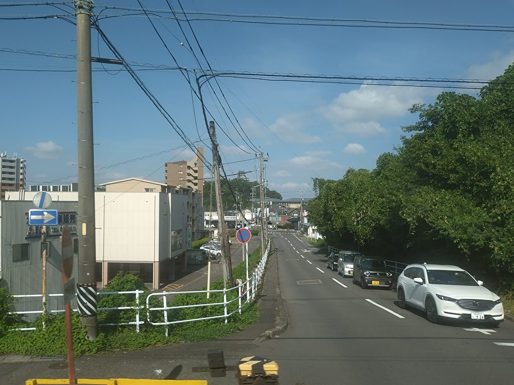 名鉄各務原線犬山遊園ー犬山間
車窓(犬山城)