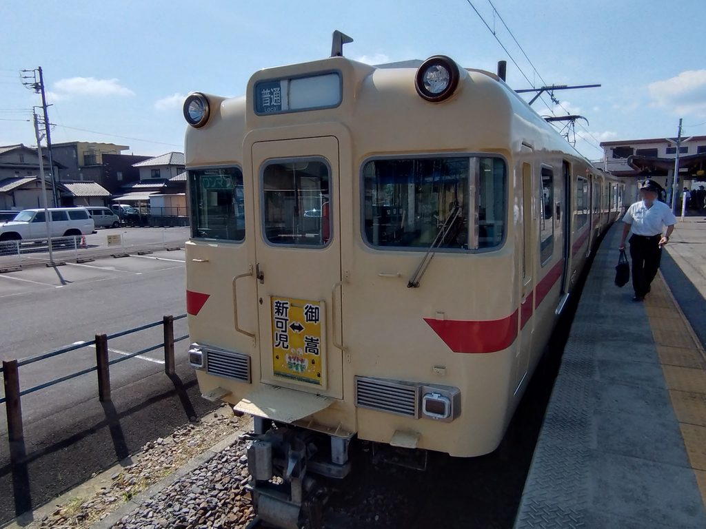 名鉄広見線新可児駅に停車する御嵩ゆき列車