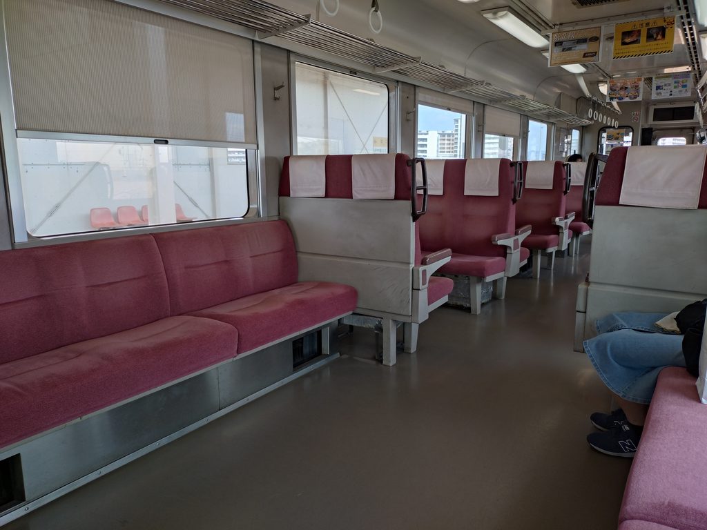 城北線キハ１１車内