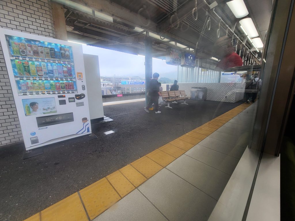 神戸電鉄三田線岡場駅