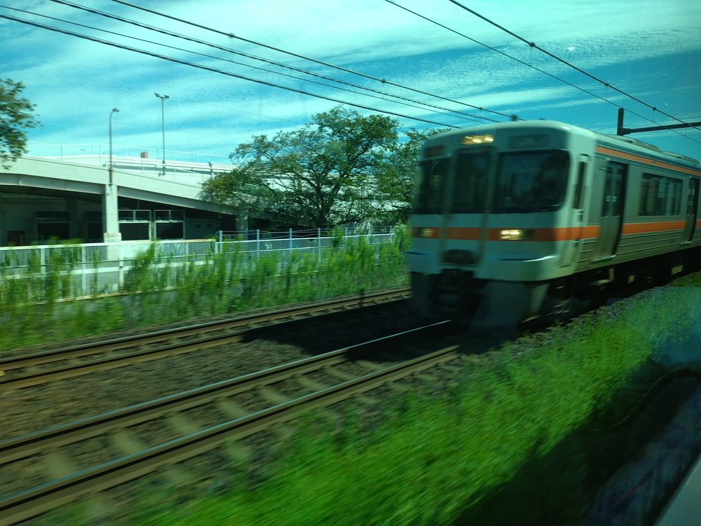 名鉄一宮駅付近のＪＲとの並走区間