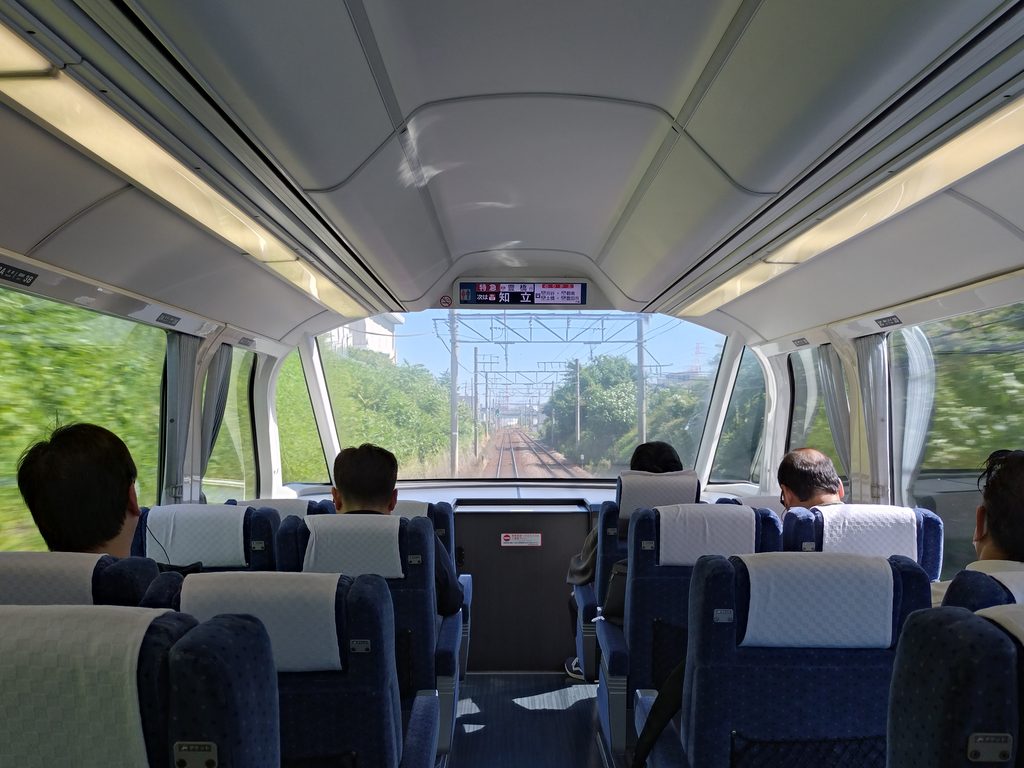 名鉄特急1000系パノラマSUPER展望席車内